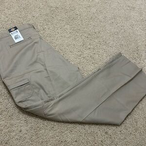 NWT Dickies Work Pants size 42x34